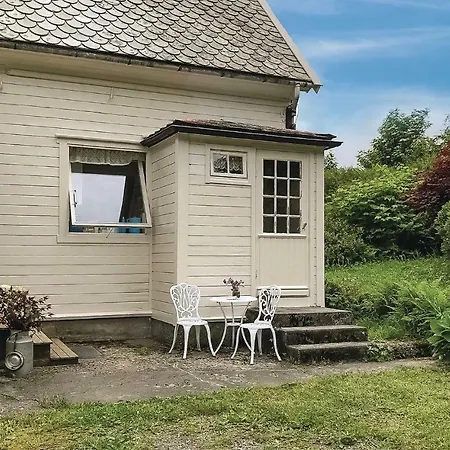 Five Bedroom Holiday In Sorbovag *