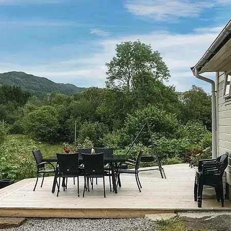 Five Bedroom Holiday In Sorbovag