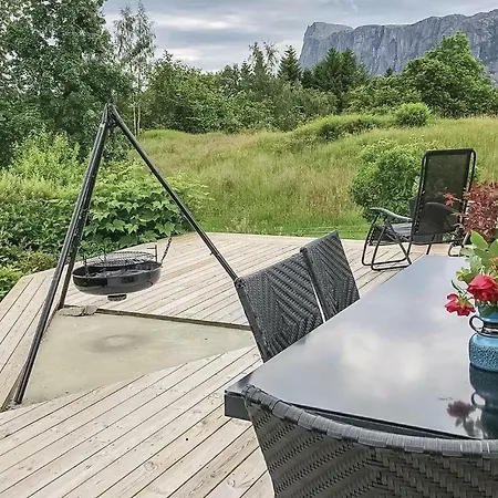 Holiday home Five Bedroom Holiday In Sorbovag